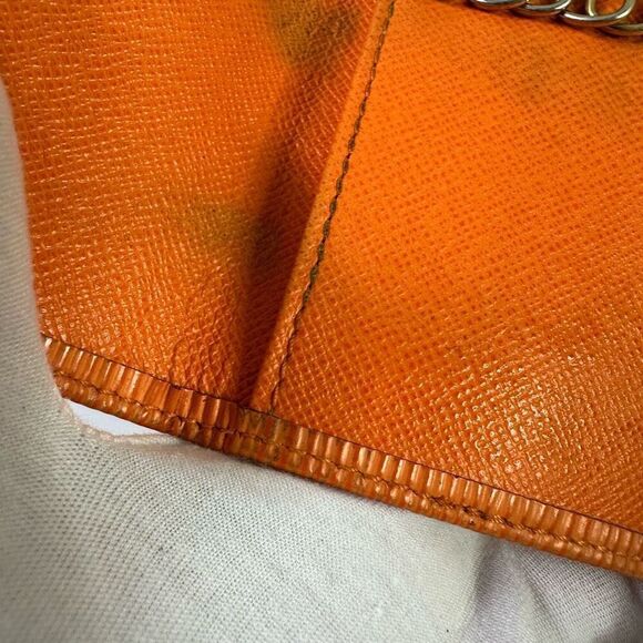 Louis Vuitton Orange Epi Leather 6 Key Holder Case Wallet - Picture 13 of 16